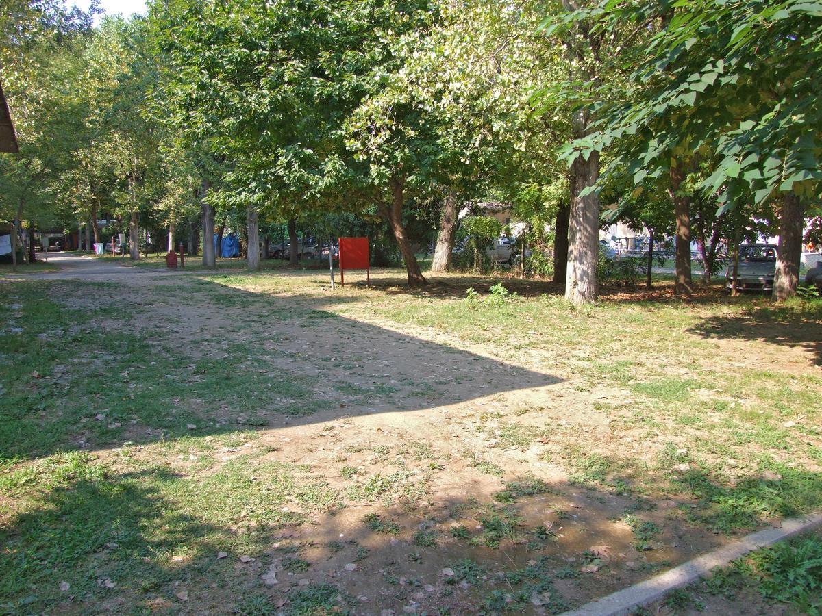 Camping Orpheus Apartments Neos Panteleimonas Buitenkant foto